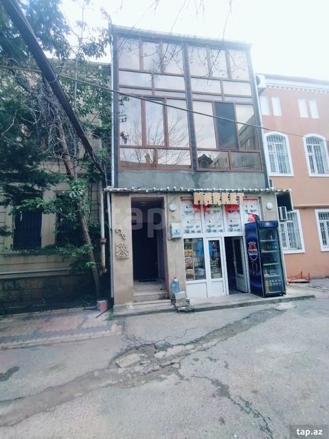 Həyət evi kirayə verilir, Ceyhun Hacıbəyli küç.